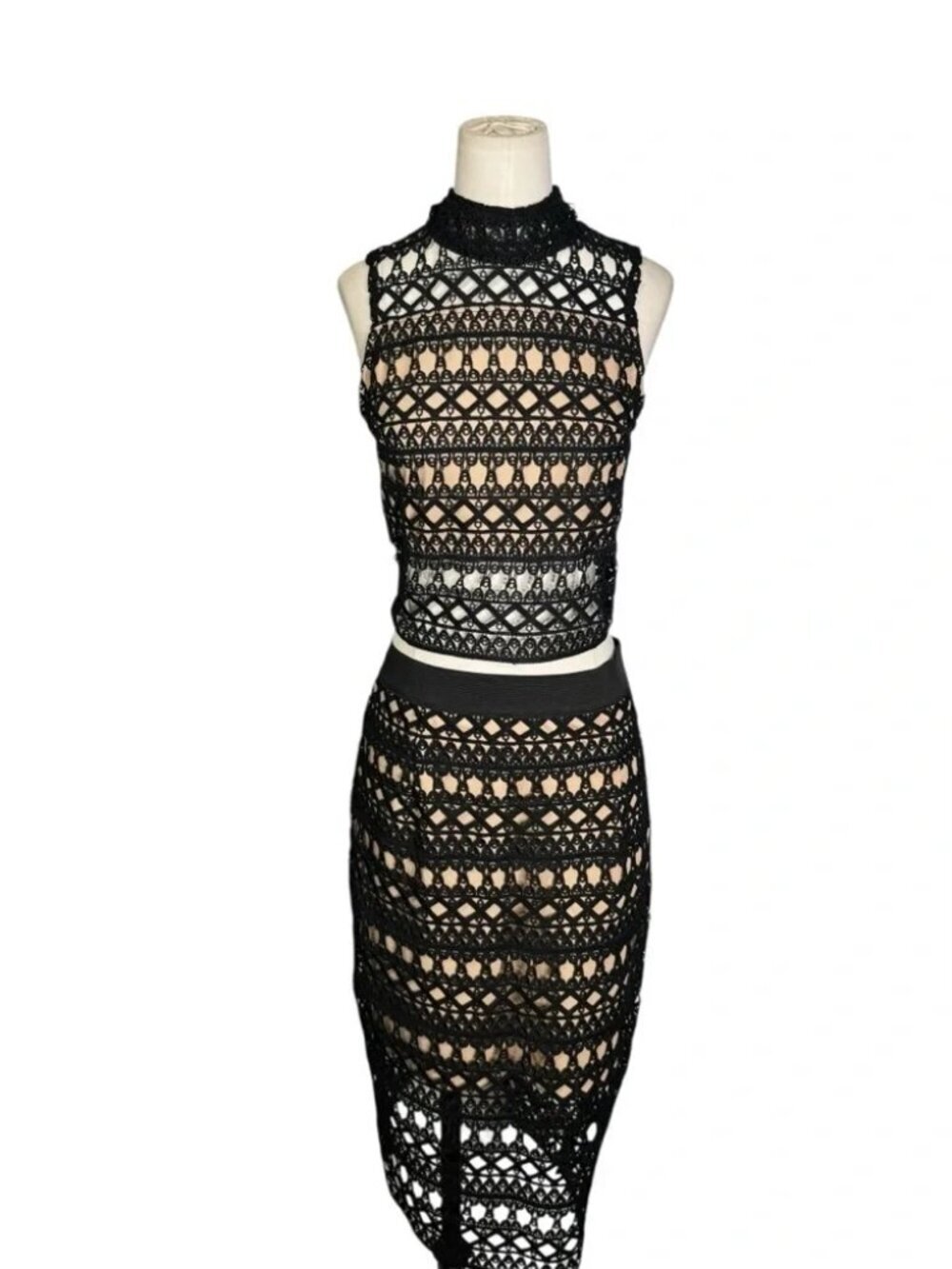 STRUT & BOLT - Two piece Set Lace Crotchet Crop Top & Skirt - Black & Nude - Picture 3 of 5